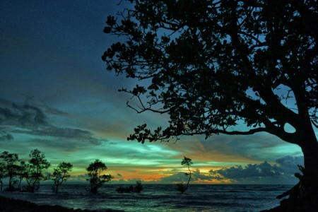 Senja di Carita