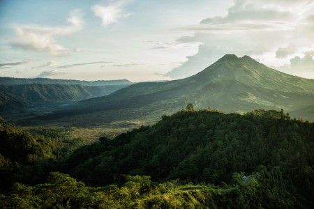Indahnya Gunung Batur di pagi hari