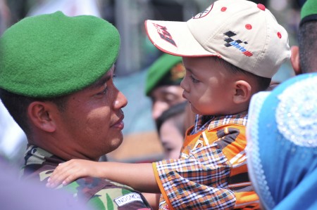 AYAH PASTI PULANG KAN?