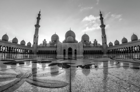Grand mosque in Abu dhabi