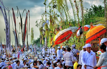 upacara melasti