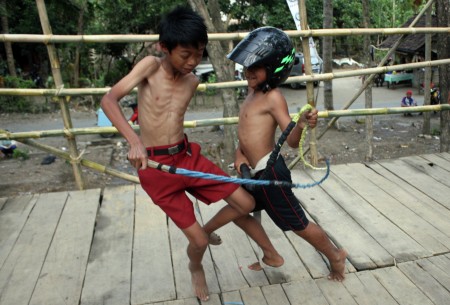 RITUAL ADU CAMBUK TIBAN BLITAR