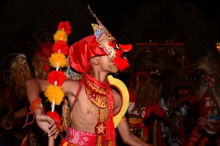 Tarian Dalam Pementasan Reog