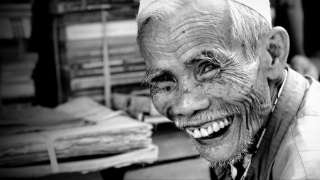tawa sang penjual Buku