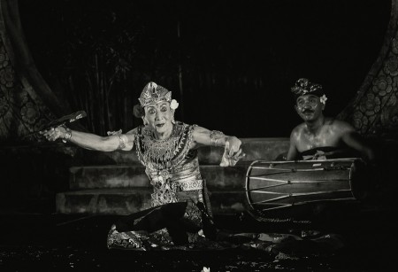 Tari Gebyar Duduk
