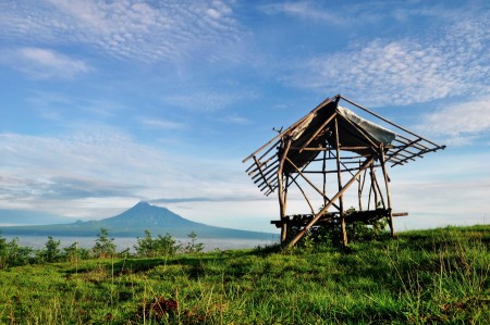 Gubuk dan Merapi