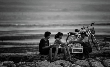 saling memberi dan menerima....