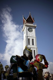 Late The Hero