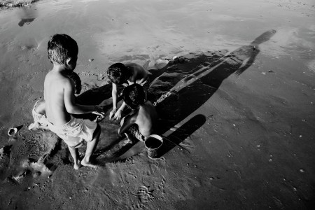 play with sands