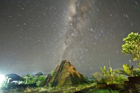 Star Trail and Milky Way