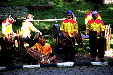 traditional concert