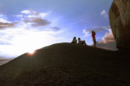 Menanti senja