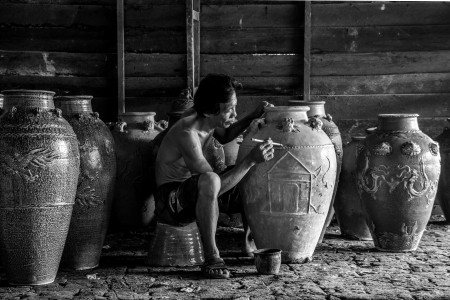 guci naga