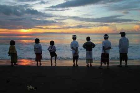 Waiting the sun rise