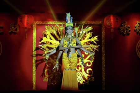 Tarian Seribu Tangan
