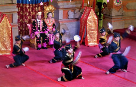 Tari Piring