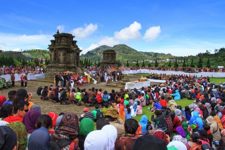 Upacara Ruwat Rambut Gimbal