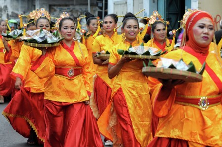 Pembawa Tumpeng