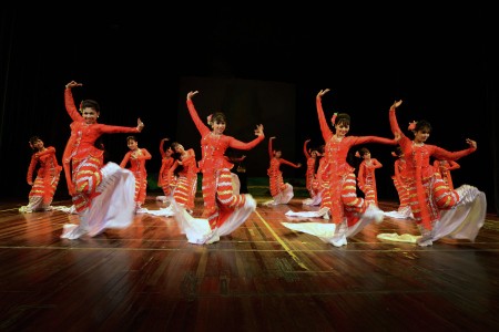 Myanmar traditional dance