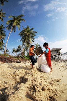 Picking Sand