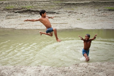 2 boys playing