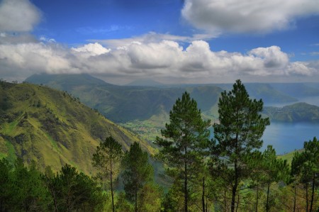Perbukitan Danau Toba