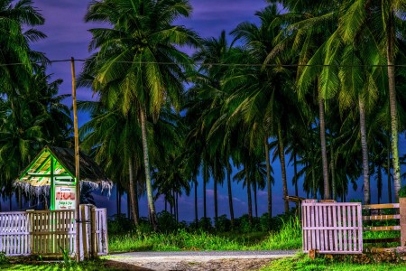 Simple gate to Sawarna beach
