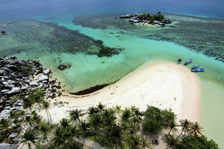 Indahnya pulau lengkuas