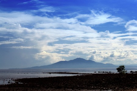 Langit Biru Awan Putih
