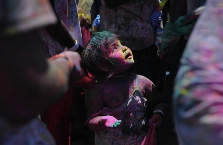 HOLI