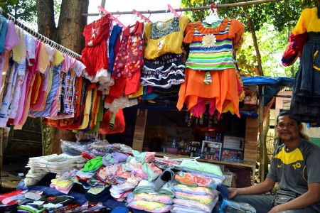 Menunggu Pelanggan