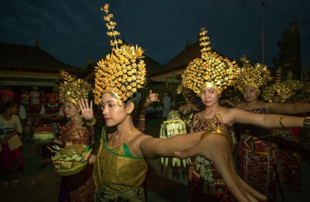 night dance