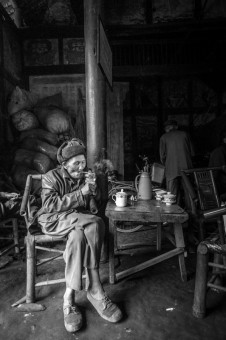 old man old tea house