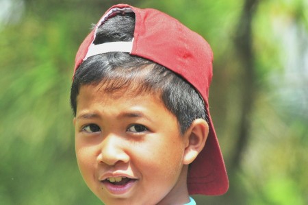 Tersenyum