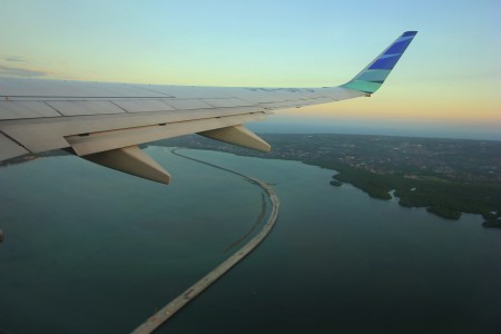 Terbang bersama Garuda Indonesia