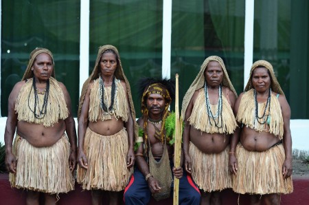 Papua Dancer
