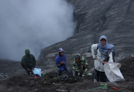 penambang seserahan
