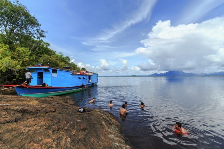 Enjoy the Sentarum Lake