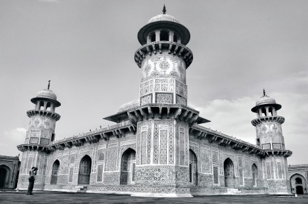 GLORIOUS ARCHITECTURE