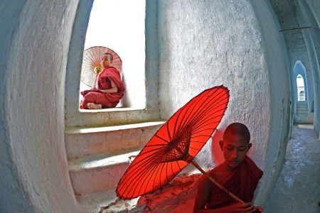 Two monks at pagoda