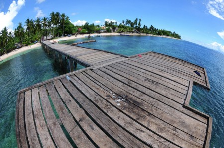 Panorama Pantai Waha