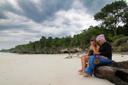 Eksotisme Pantai Bara