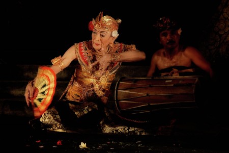Tari Kebyar Duduk