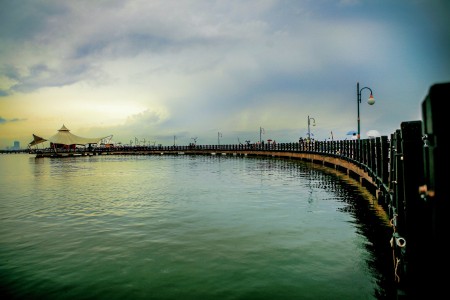 Pertengahan Gubug Cinta Le Bridge
