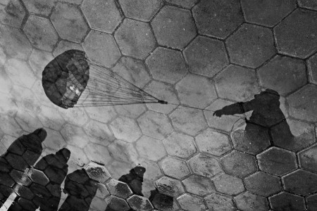 Parachute Seller
