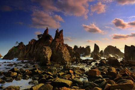 Senja di pantai Kelumbayan