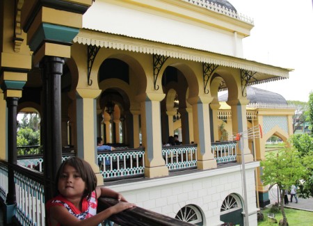 Smile at Maimun Palace
