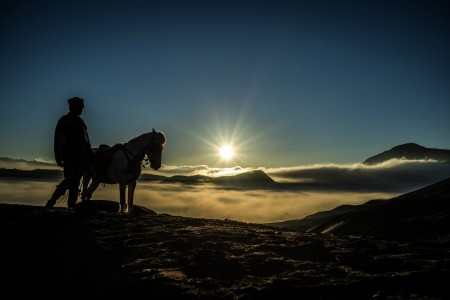 Penunggang Kuda di Gunung Bromo