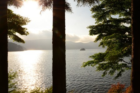 lake ashi