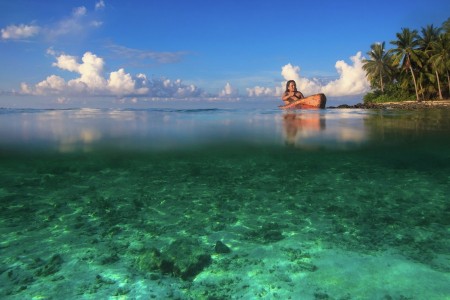 Mendayung Di Bibir Pantai